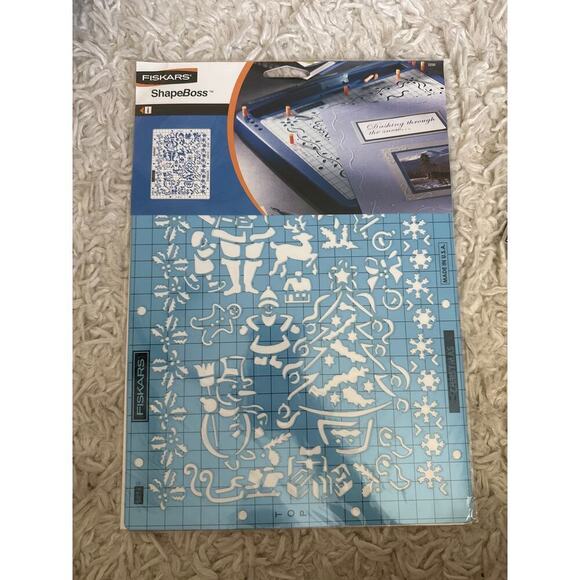 Fiskars Other - Fiskars Shapeboss Christmas cut out